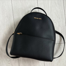 Michael Kors batoh černý Sheila Michael Kors batoh černý Sheila